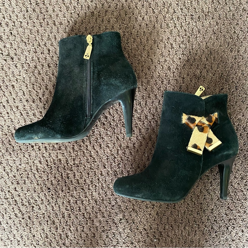 Talbots Black Ankle Boots with Animal Print Bow | 6